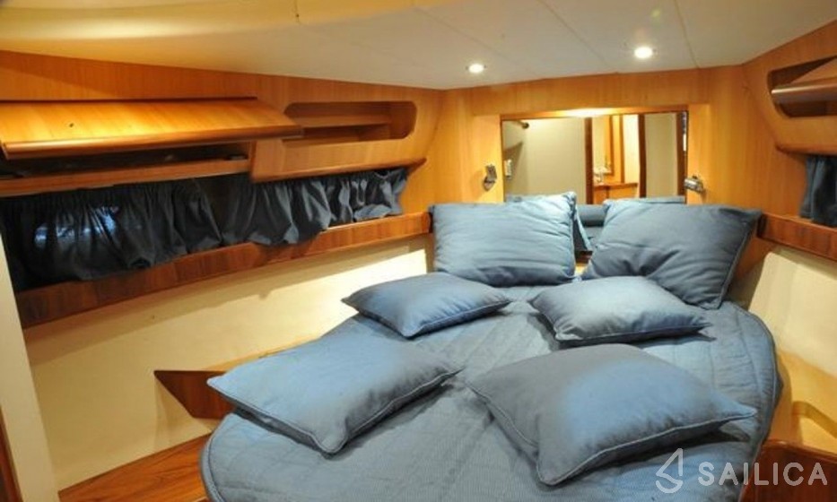 Ilver Mirable 41 - Yacht Charter Sailica