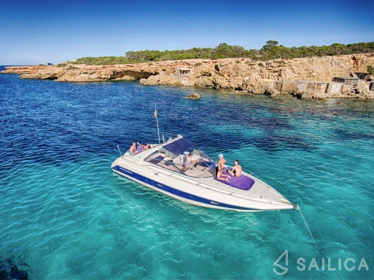 Comanche 40 - Yacht Charter Sailica