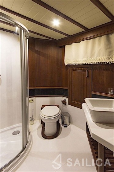 Gulet - Yacht Charter Sailica