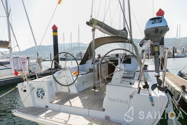 Hanse 315 - Yacht Charter Sailica
