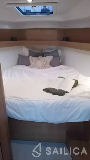 Elan 40.1 - Yacht Charter Sailica