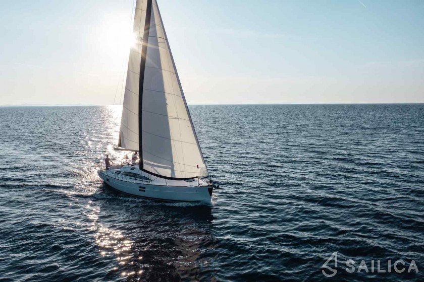 Elan 40 - Yacht Charter Sailica