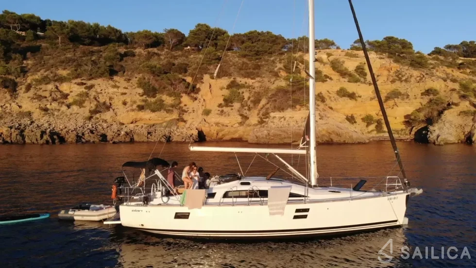 Elan 40.1 - Yacht Charter Sailica