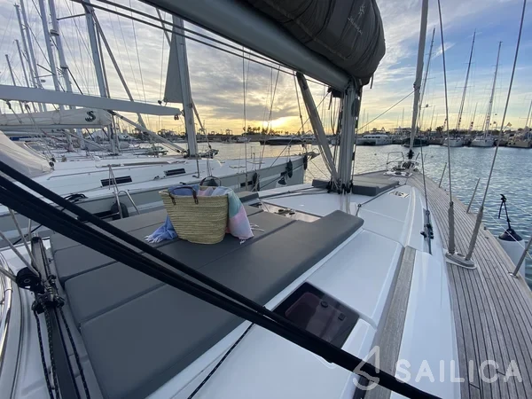 Sun Odyssey 509 - Yacht Charter Sailica