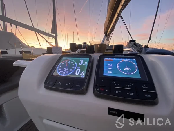 Sun Odyssey 509 - Yacht Charter Sailica