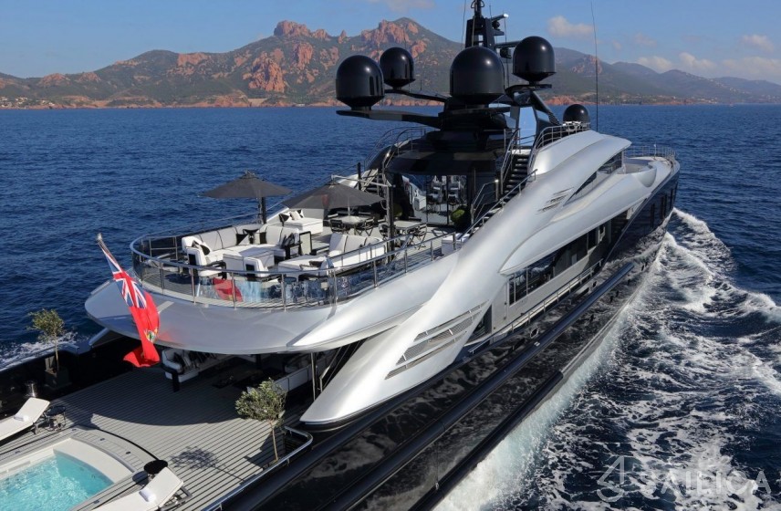 Isa GT 66 - Yacht Charter Sailica