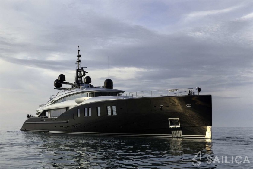 Isa GT 66 - Yacht Charter Sailica