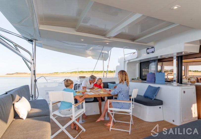 Lagoon 46 O.V. - Yacht Charter Sailica