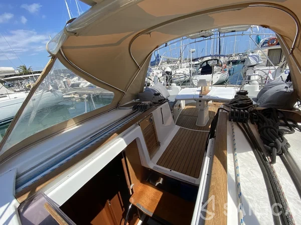 Oceanis 46 - Yacht Charter Sailica