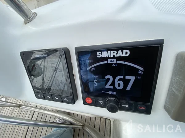 Oceanis 46 - Yacht Charter Sailica