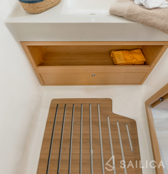 Dufour 530 - Yacht Charter Sailica