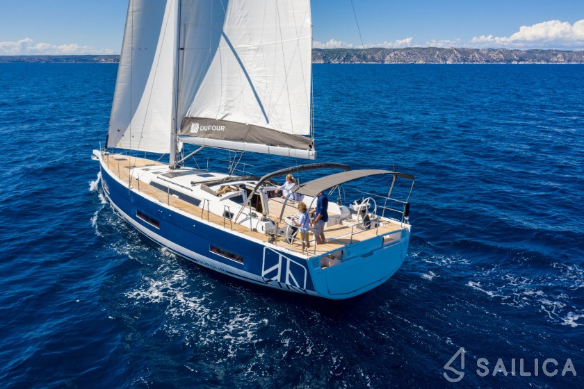 Dufour 530 - Yacht Charter Sailica