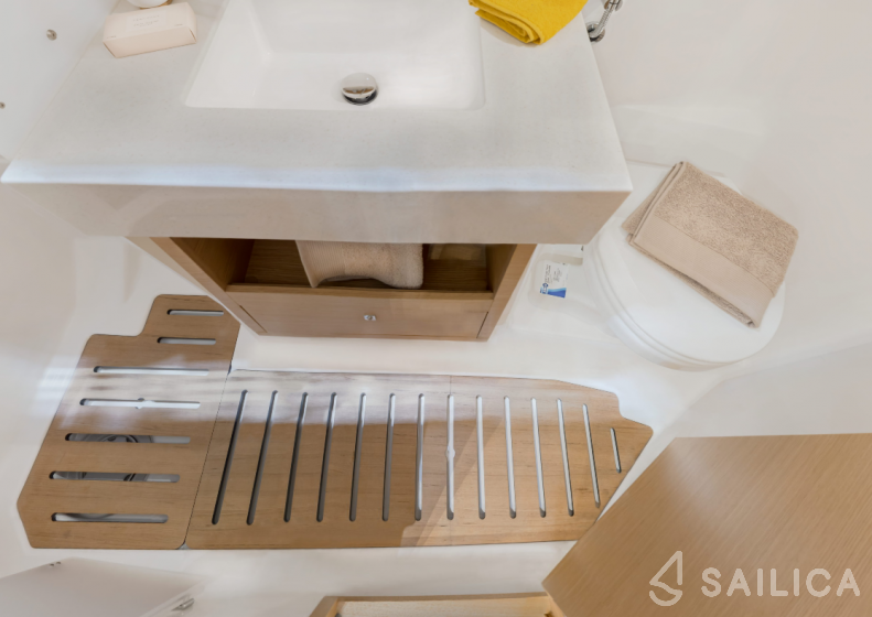 Dufour 530 - Yacht Charter Sailica