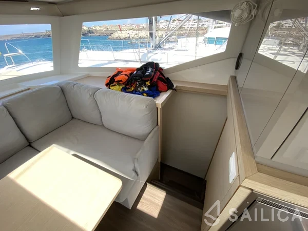 Lucia 40 - Yacht Charter Sailica