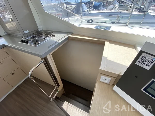 Lucia 40 - Yacht Charter Sailica