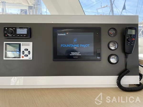 Lucia 40 - Yacht Charter Sailica