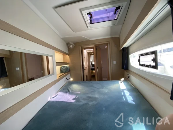 Lucia 40 - Yacht Charter Sailica