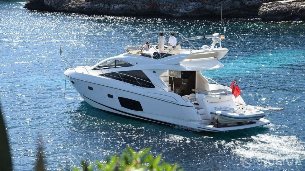 Sunseeker 53 - Yacht Charter Sailica