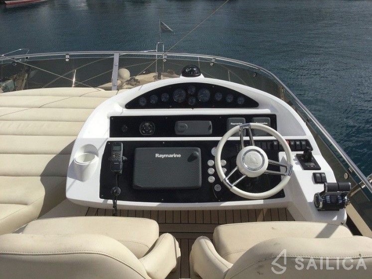 Sunseeker 53 - Yacht Charter Sailica