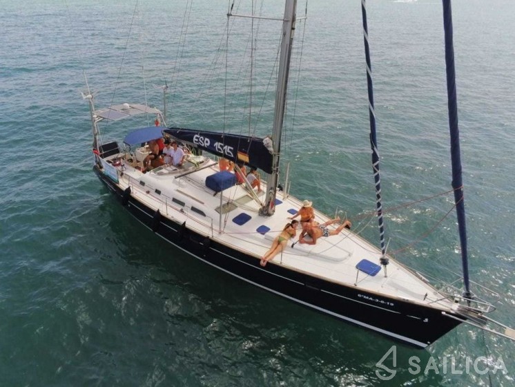 Oceanis 473 - Yacht Charter Sailica