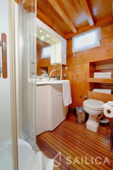 Gulet - Yacht Charter Sailica
