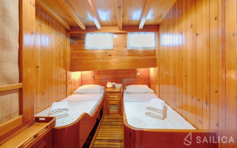 Gulet - Yacht Charter Sailica