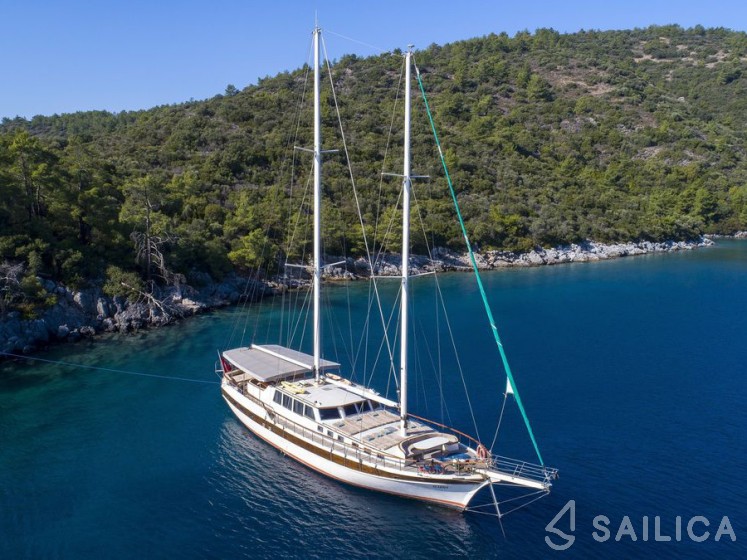 Gulet - Yacht Charter Sailica