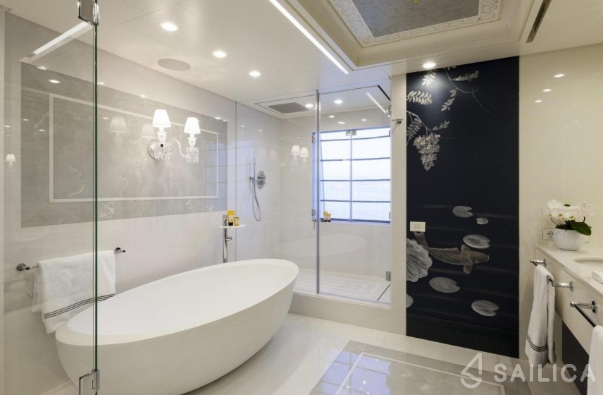 Admiral 55 - Yacht Charter Sailica
