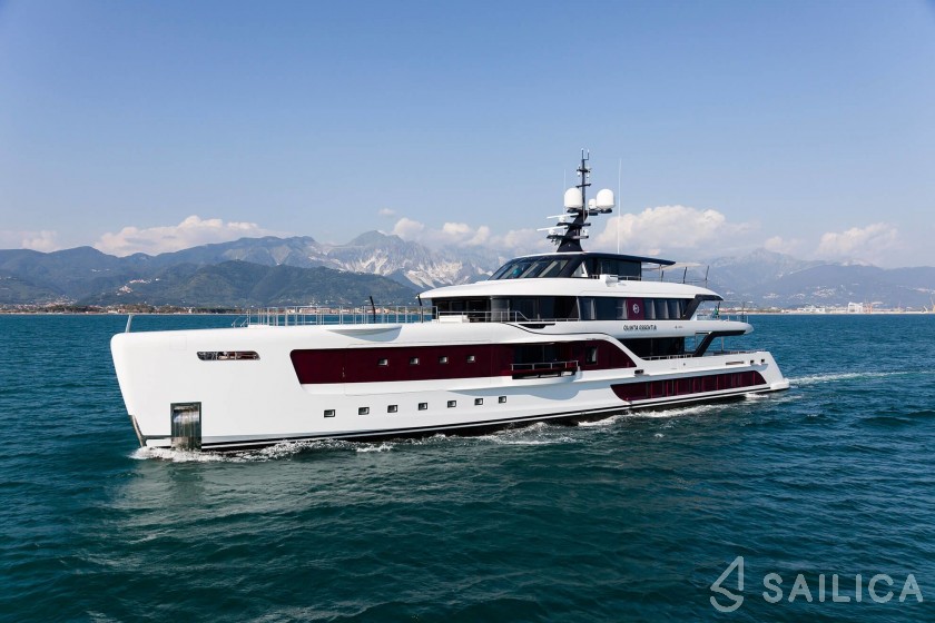 Admiral 55 - Yacht Charter Sailica