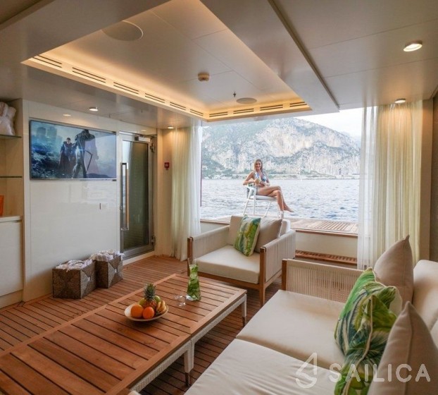Admiral 55 - Yacht Charter Sailica