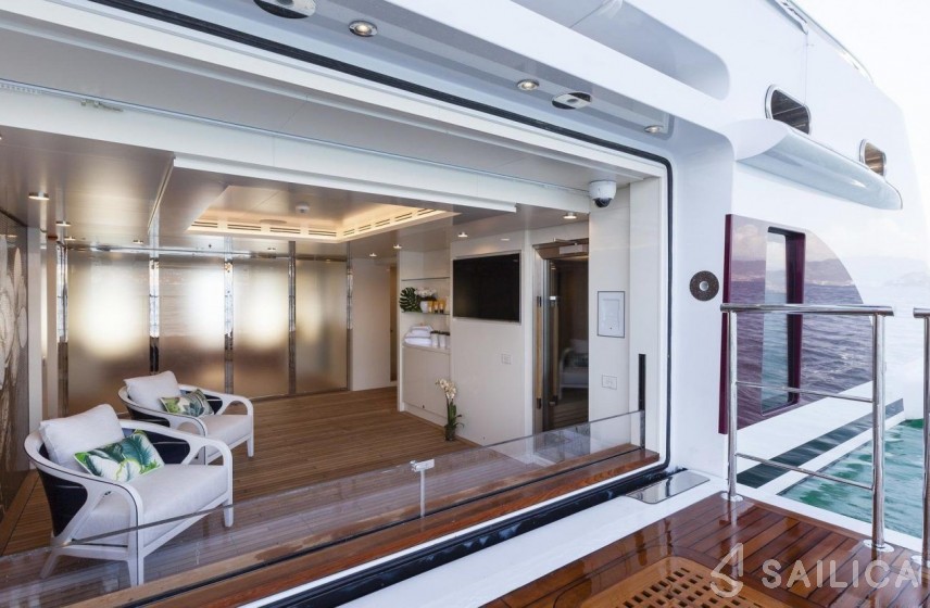 Admiral 55 - Yacht Charter Sailica