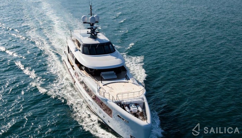 Admiral 55 - Yacht Charter Sailica