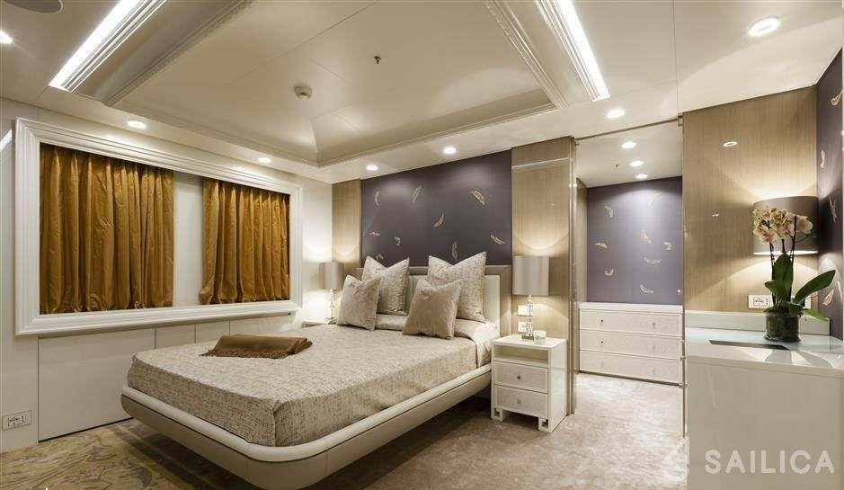 Admiral 55 - Yacht Charter Sailica
