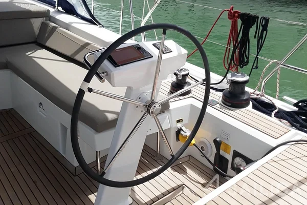 Oceanis 46.1 - Yacht Charter Sailica