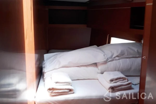 Oceanis 46.1 - Yacht Charter Sailica