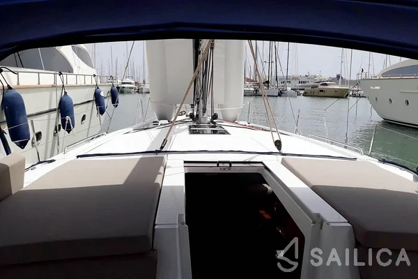 Oceanis 46.1 - Yacht Charter Sailica