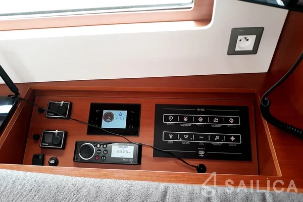 Oceanis 46.1 - Yacht Charter Sailica