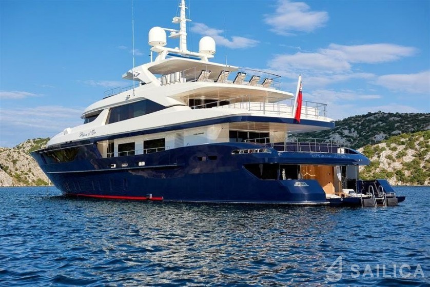 Sanlorenzo 150 - Yacht Charter Sailica