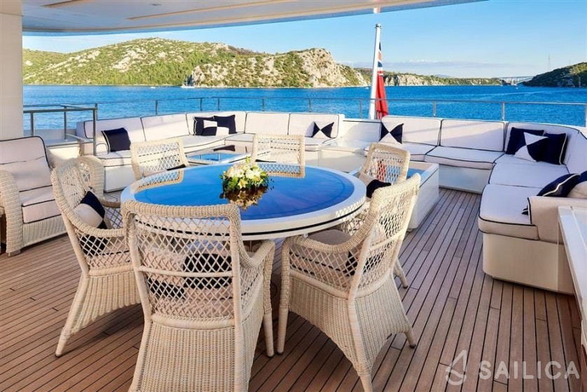 Sanlorenzo 150 - Yacht Charter Sailica