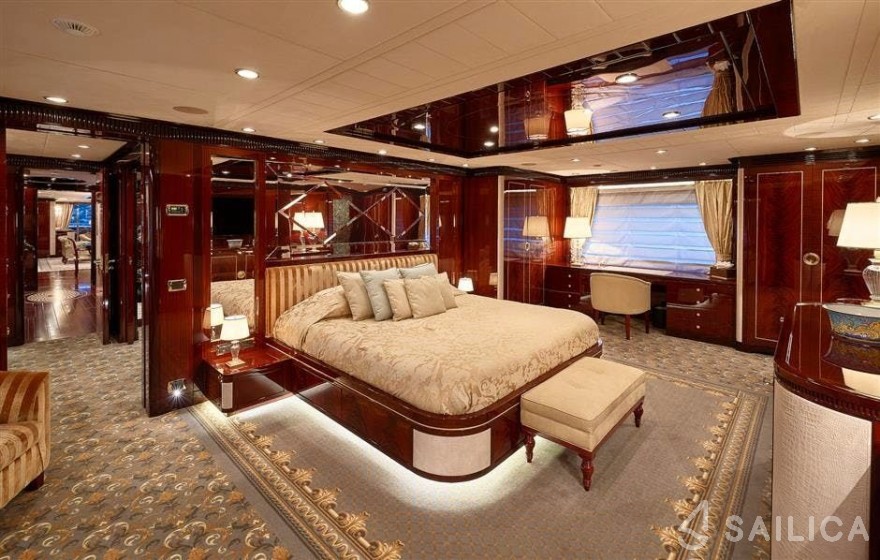 Sanlorenzo 150 - Yacht Charter Sailica