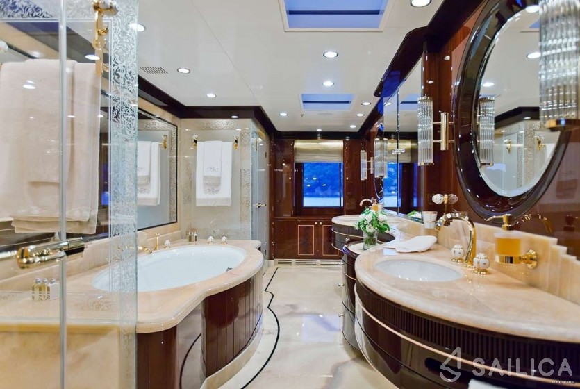 Sanlorenzo 150 - Yacht Charter Sailica
