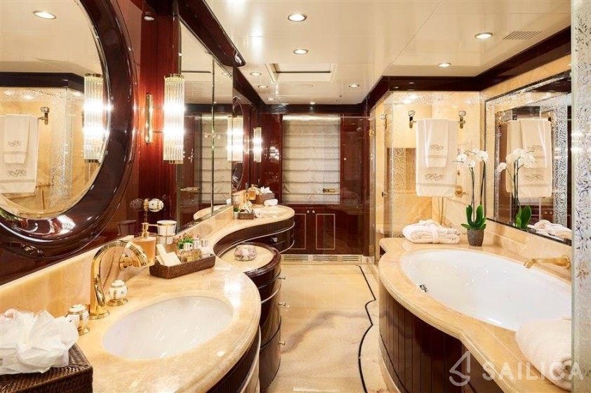 Sanlorenzo 150 - Yacht Charter Sailica