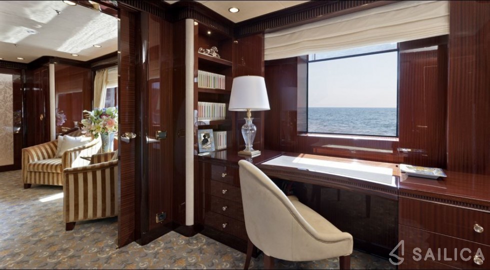 Sanlorenzo 150 - Yacht Charter Sailica