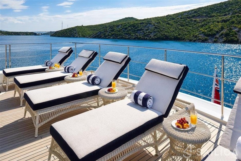 Sanlorenzo 150 - Yacht Charter Sailica