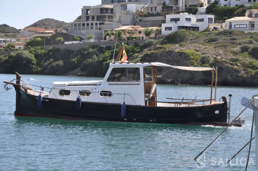 Capeador Saura 43 - Yacht Charter Sailica