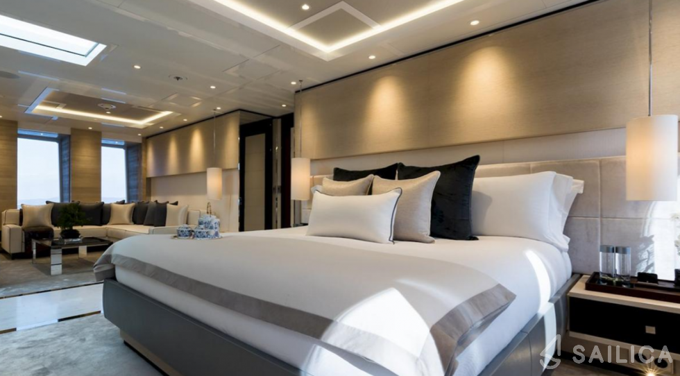 Alia 60 - Yacht Charter Sailica