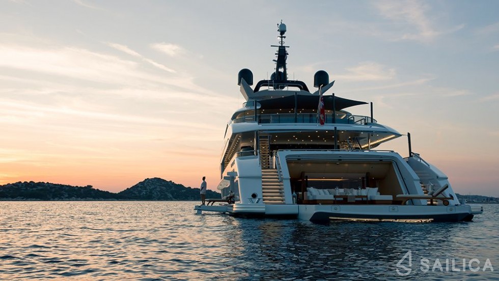 Alia 60 - Yacht Charter Sailica