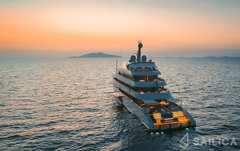 Feadship 273 - Yacht Charter Sailica