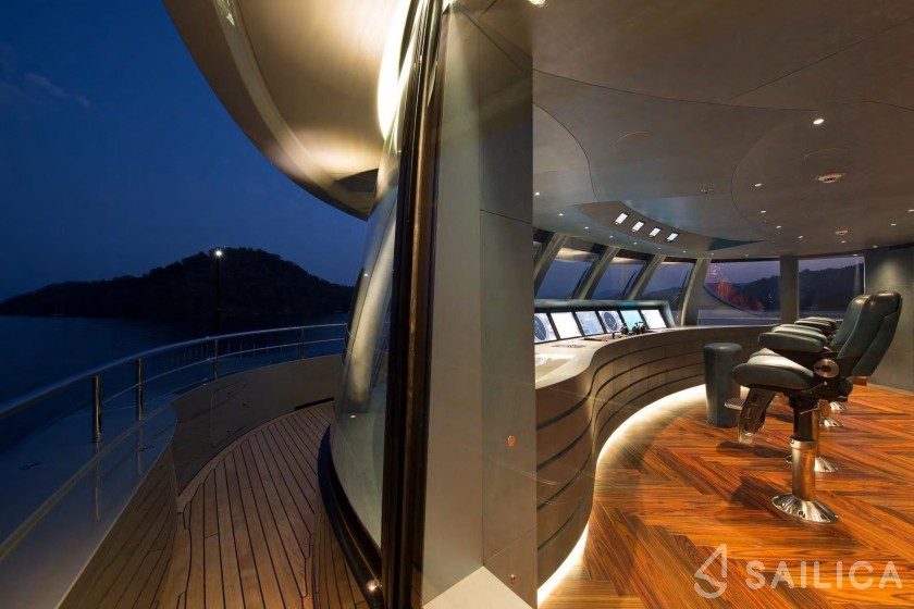 Feadship 273 - Yacht Charter Sailica