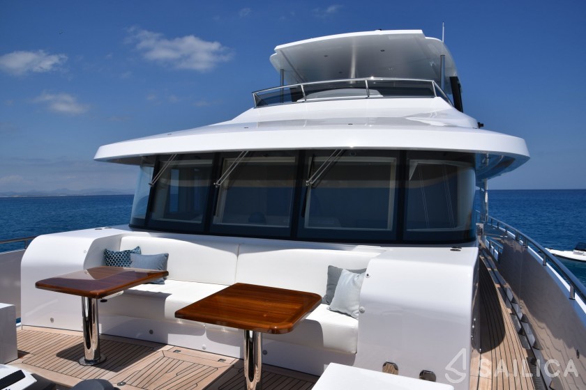 Vanquish 82 - Yacht Charter Sailica